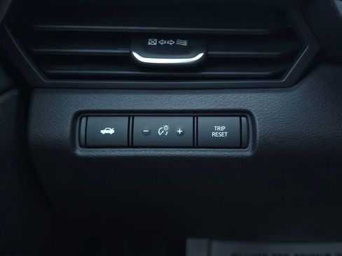 Used 2025 Nissan Altima 2.5 SV AWD/4WD image 28