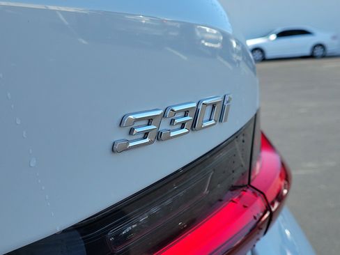 Certified 2025 BMW 330i Sedan w/ Convenience Package image 5