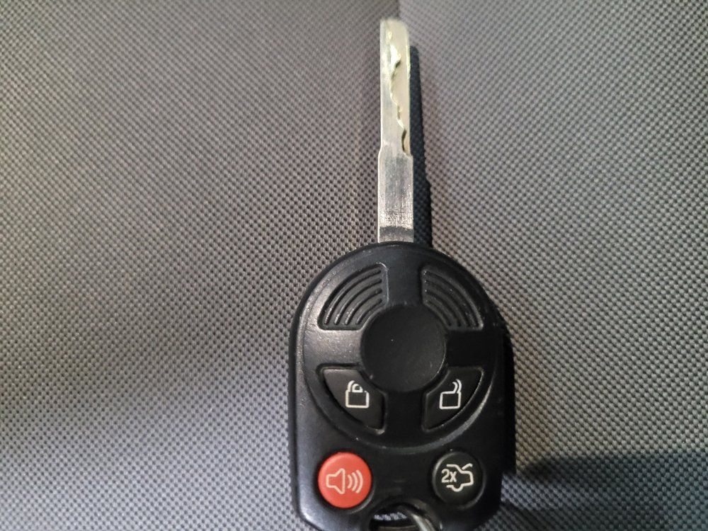 Used 2015 Ford Escape SE w/ Equipment Group 201A AWD/4WD image 32