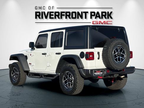 Used 2024 Jeep Wrangler Unlimited Rubicon w/ Convenience Group image 5