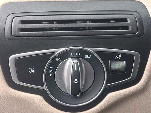 Certified 2022 Mercedes-Benz GLC 300 GLC 300 image 24