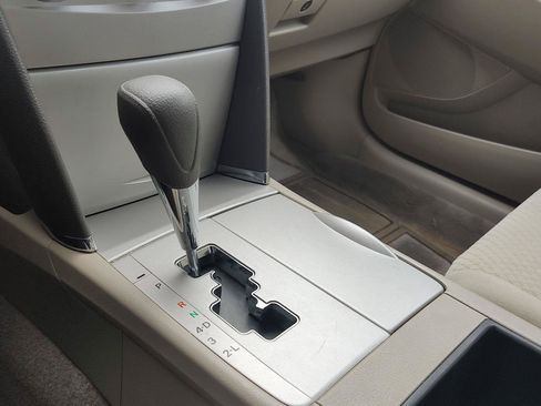 Used 2008 Toyota Camry XLE FWD image 7