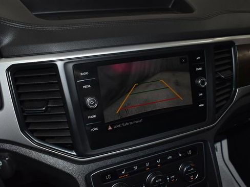 Used 2021 Volkswagen Atlas SE image 14