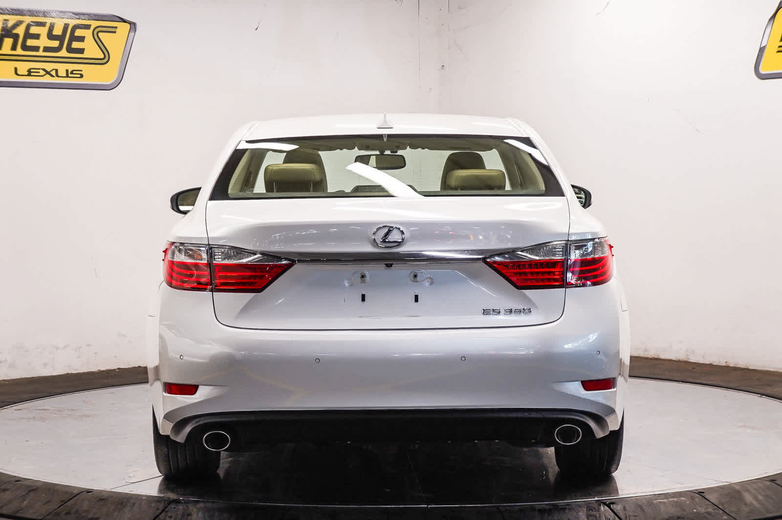 Used 2013 Lexus ES 350 w/ Premium Pkg FWD image 3