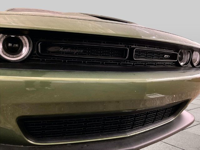 Used 2022 Dodge Challenger GT w/ Blacktop Package AWD/4WD image 29