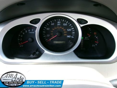 Used 2006 Toyota Highlander 4WD V6 w/ 3rd Row image 9