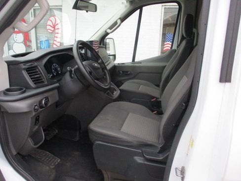 Used 2023 Ford Transit 350 XLT image 9