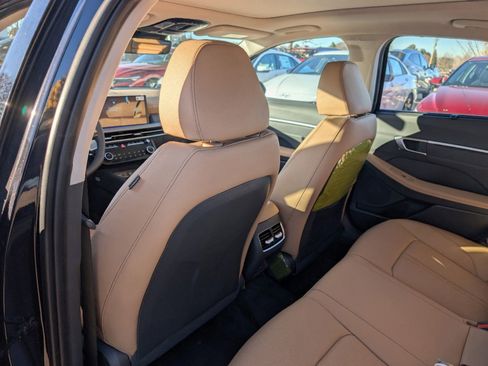 New 2025 Hyundai Sonata Limited image 8