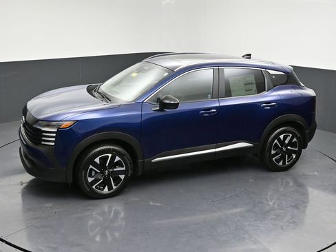 New 2026 Nissan Kicks SV w/ SV Premium Package AWD/4WD image 24