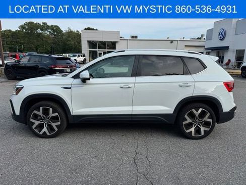 Certified 2023 Volkswagen Taos SEL AWD/4WD image 8