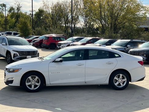 Used 2023 Chevrolet Malibu LT w/ Driver Confidence Package image 6