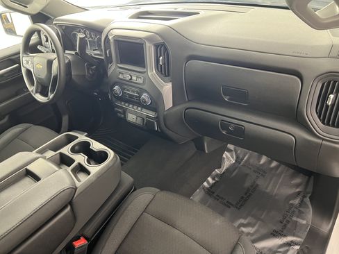 Used 2023 Chevrolet Silverado 1500 Custom AWD/4WD image 24
