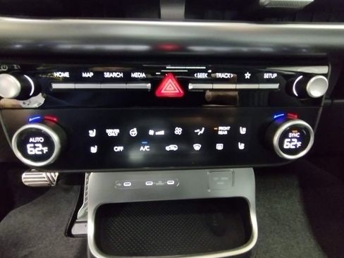 New 2026 Hyundai Ioniq 9 Calligraphy AWD/4WD image 28