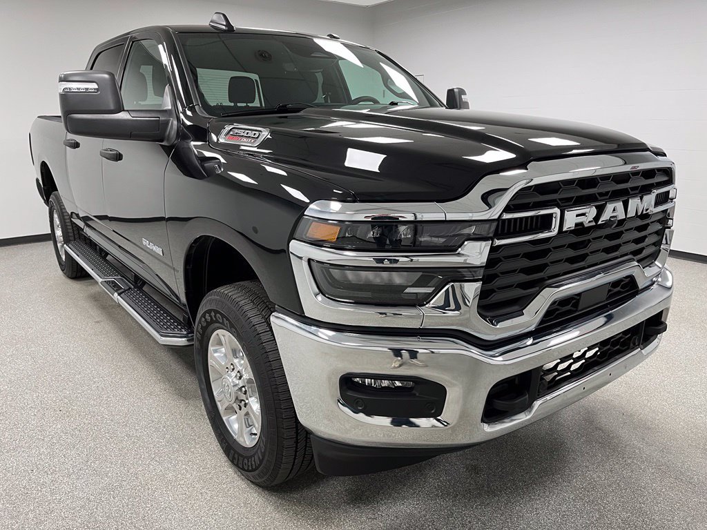 Used 2026 RAM 2500 Big Horn AWD/4WD image 2