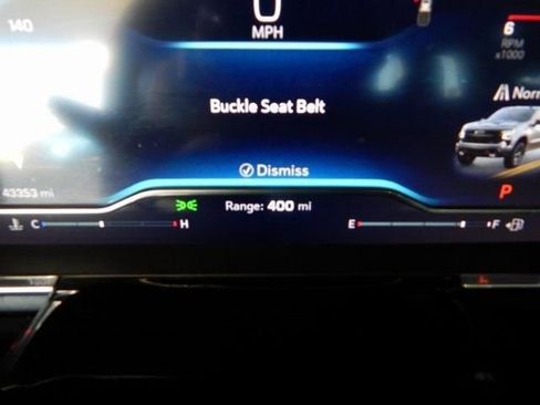 Used 2024 Chevrolet Silverado 1500 LT Trail Boss w/ LT Trail Boss Premium Package image 18