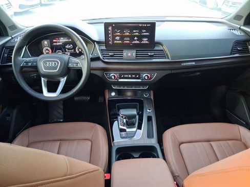 Used 2023 Audi Q5 2.0T Premium Plus w/ Premium Plus Package AWD/4WD image 8