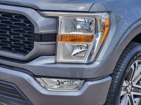 Used 2021 Ford F150 XL w/ STX Appearance Package RWD image 9