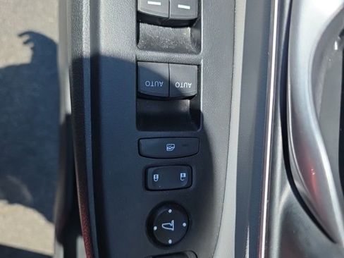 Used 2021 Honda CR-V EX-L image 12