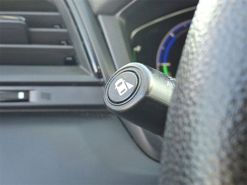 Used 2020 Honda Insight EX image 27