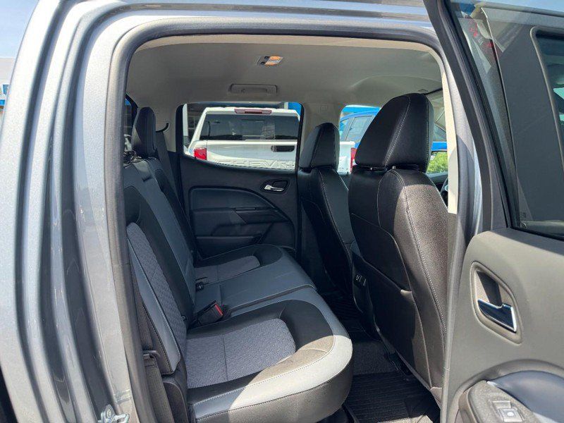 Used 2022 Chevrolet Colorado Z71 AWD/4WD image 10