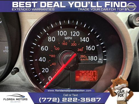 Used 2012 Nissan 370Z Touring RWD image 39