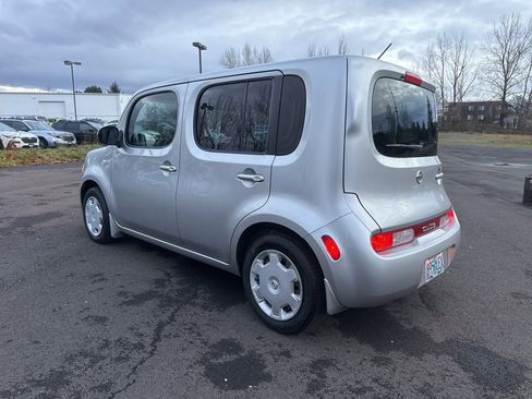 Used 2011 Nissan Cube 1.8 S w/ Interior Illumination Pkg image 5