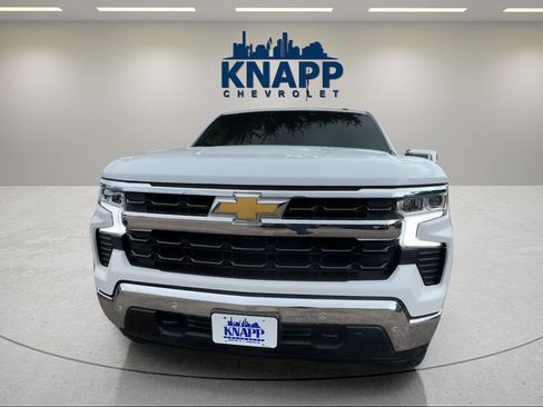 Used 2025 Chevrolet Silverado 1500 LT w/ Safety Package AWD/4WD image 2