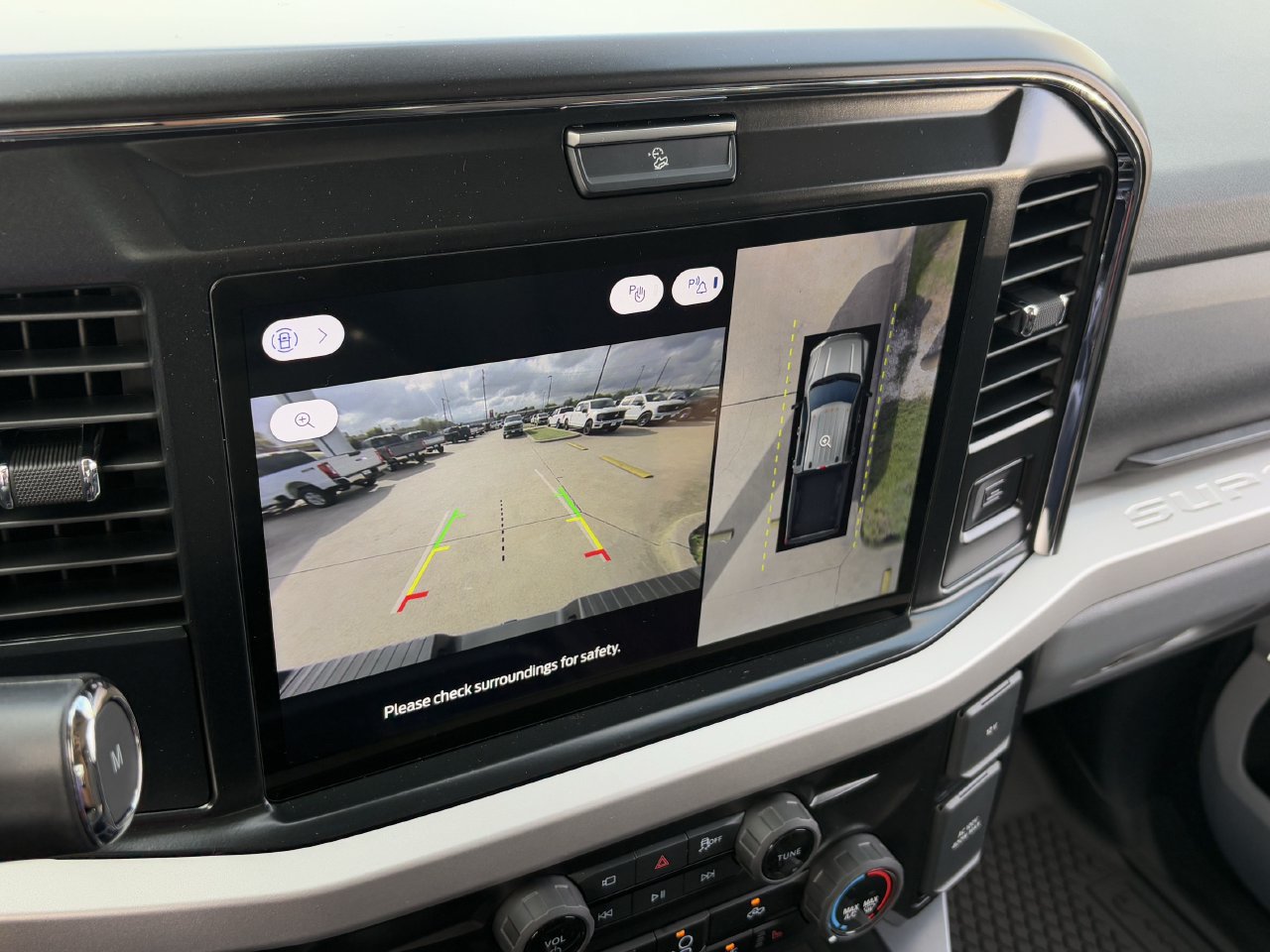 New 2027 Ford F250 XLT w/ XLT Premium Package AWD/4WD image 18