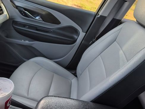Used 2022 GMC Terrain SLT FWD image 23