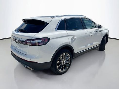 Used 2022 Lincoln Nautilus Reserve w/ Luxury Package FWD image 8
