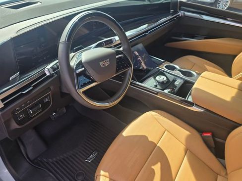 Used 2026 Cadillac Escalade Luxury w/ Touring Package RWD image 23
