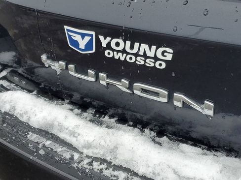 Certified 2024 GMC Yukon XL SLT w/ SLT Luxury Package image 37