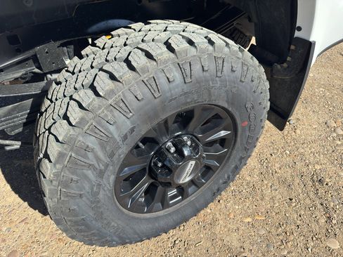 Used 2022 Ford F350 King Ranch w/ Tremor Off-Road Package AWD/4WD image 16