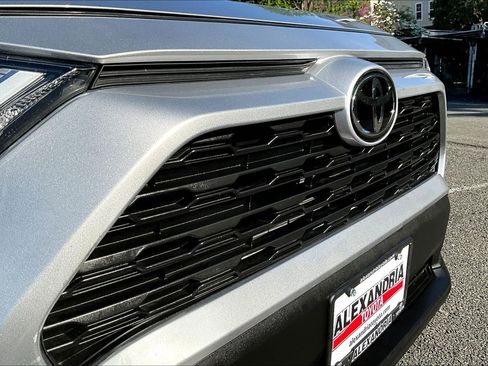 Used 2024 Toyota RAV4 LE image 28