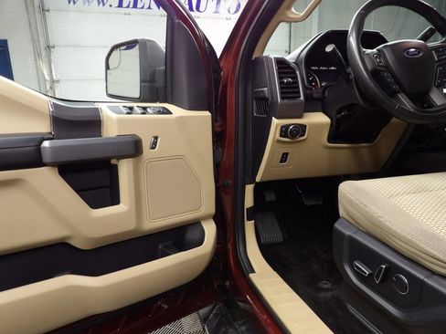 Used 2017 Ford F150 XLT w/ Equipment Group 302A Luxury AWD/4WD image 41