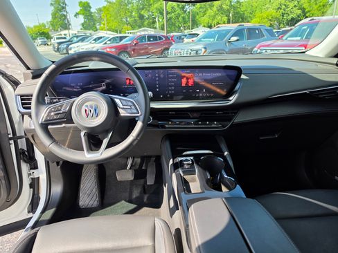 Used 2024 Buick Envision Preferred AWD/4WD image 9