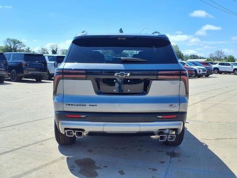 New 2026 Chevrolet Traverse Z71 w/ Enhanced Driving Package AWD/4WD image 18