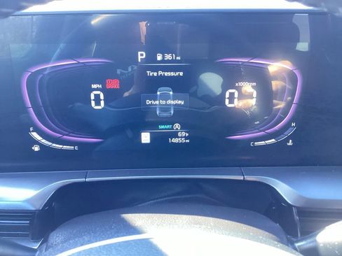 Used 2025 Kia Telluride S FWD image 19