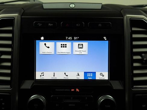 Used 2018 Ford F150 Platinum w/ Equipment Group 701A Luxury AWD/4WD image 44