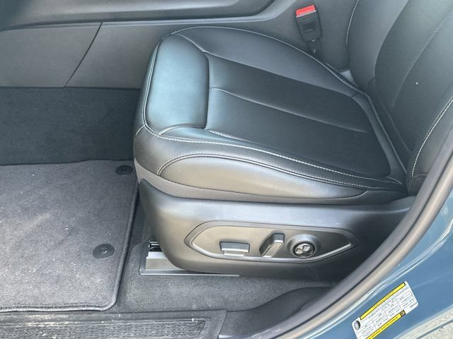 New 2026 Jeep Grand Cherokee Limited w/ Luxury Tech Group II RWD image 10