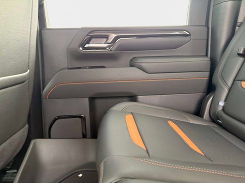 New 2026 GMC Sierra 2500 AT4 w/ AT4 Premium Plus Package AWD/4WD image 14