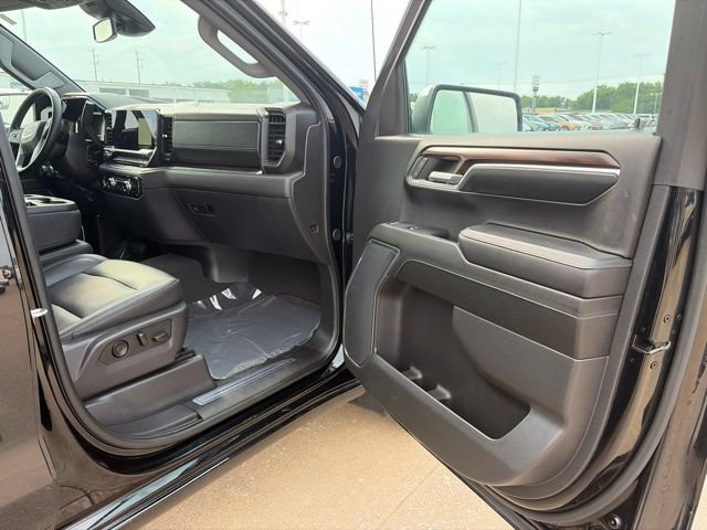 Used 2024 GMC Sierra 1500 SLT AWD/4WD image 51