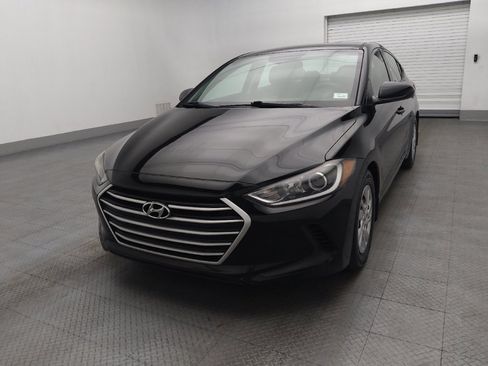 Used 2018 Hyundai Elantra SE image 15