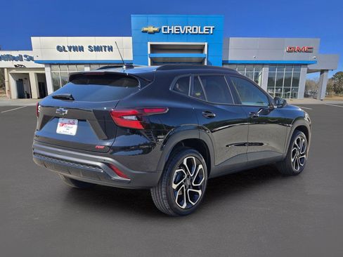 New 2026 Chevrolet Trax RS w/ Driver Confidence Package FWD image 7