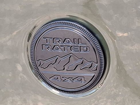 Certified 2021 Jeep Gladiator Sport image 31