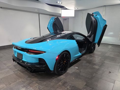 Used 2023 McLaren GT RWD image 21