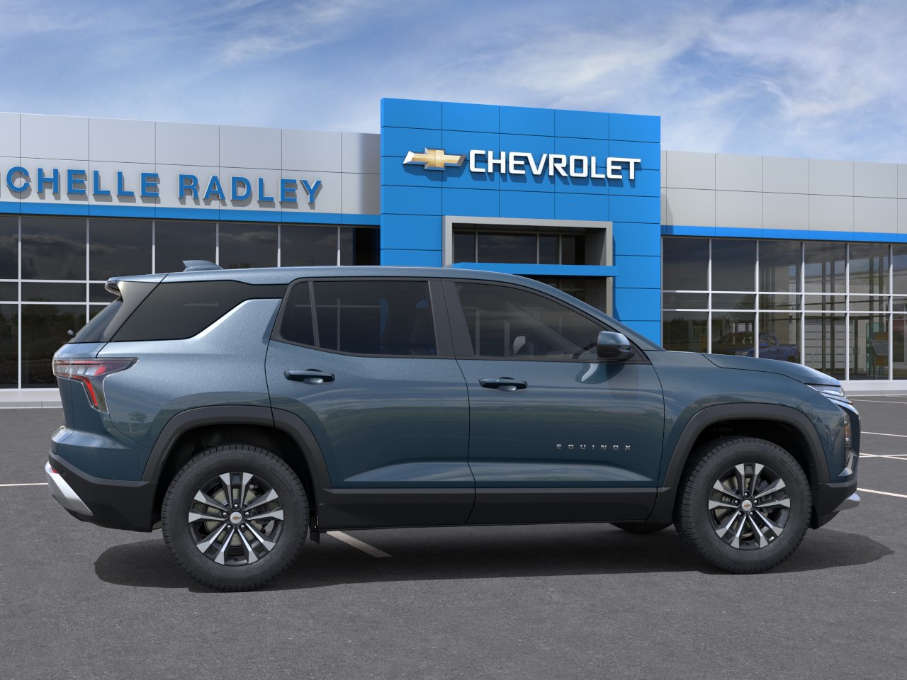 New 2027 Chevrolet Equinox LT FWD image 5