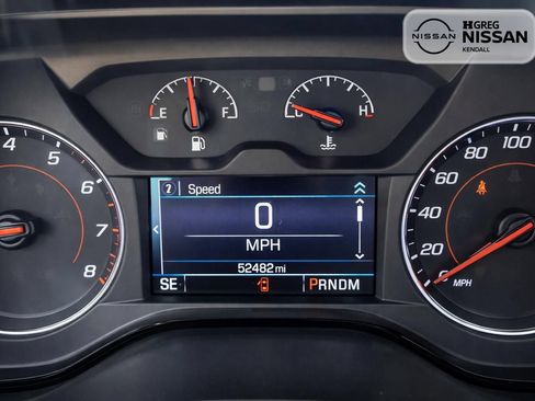 Used 2022 Chevrolet Camaro LT RWD image 9