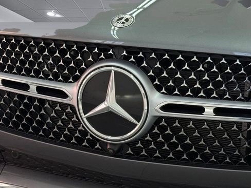 Used 2025 Mercedes-Benz GLE 350 4MATIC image 19