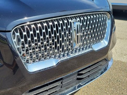 Certified 2020 Lincoln Corsair FWD w/ Equipment Group 101A image 7